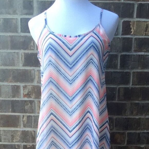 REWIND WOMEN'S SIZE XS DRESS CORAL, WHITE, & BLUE CHEVRON MAXI BEACH PARTY NWT - Picture 3 of 8